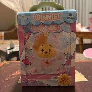 (Cat) Winnie Surprise Box Pendant - Miniso